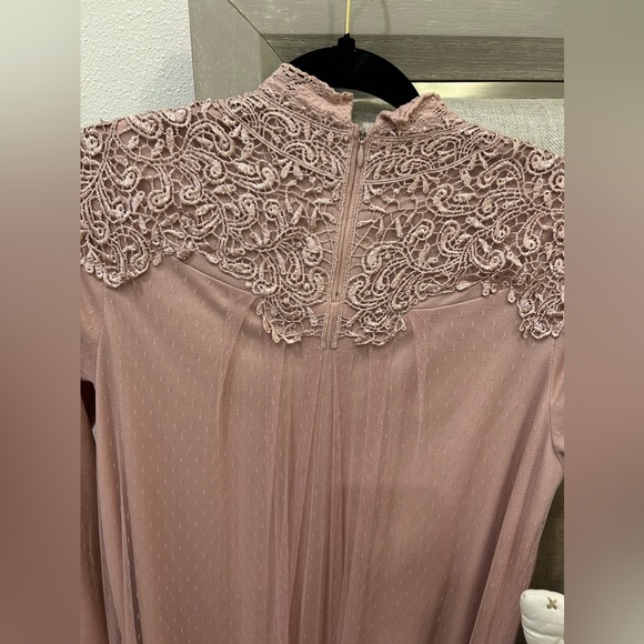 blush pink dress - Picture 3 of 3